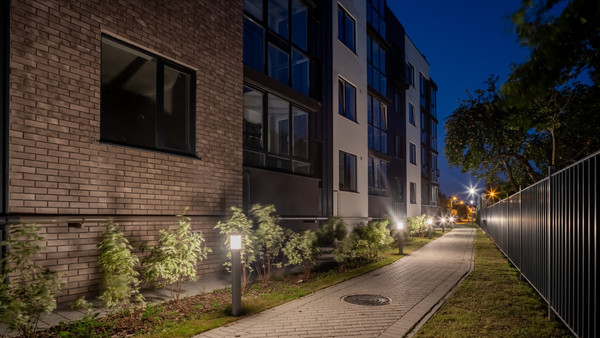 Продам двухкомнатную (2-комн.) квартиру, Ломоносова ул, 52, Калининград г