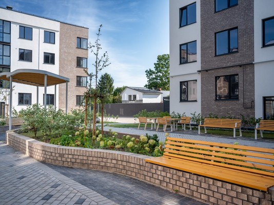 Продам двухкомнатную (2-комн.) квартиру, Ломоносова ул, 52, Калининград г