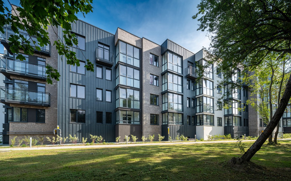 Продам двухкомнатную (2-комн.) квартиру, Ломоносова ул, 52, Калининград г