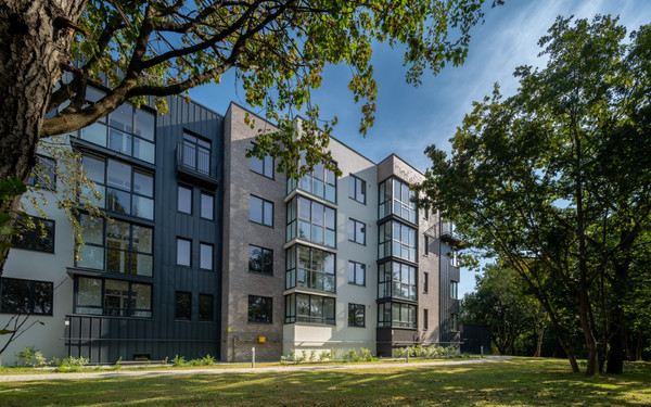 Продам двухкомнатную (2-комн.) квартиру, Ломоносова ул, 52, Калининград г