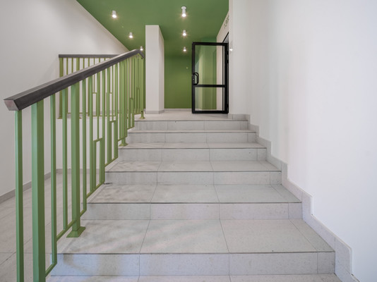 Продам двухкомнатную (2-комн.) квартиру, Ломоносова ул, 52, Калининград г