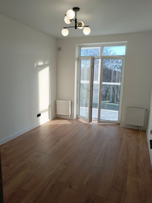 Продам двухкомнатную (2-комн.) квартиру, Ломоносова ул, 52, Калининград г