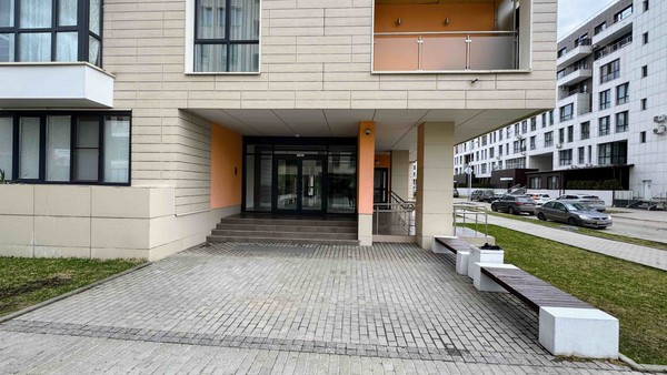 Продам трехкомнатную (3-комн.) квартиру, Загородная (Международный кв-л) ул, 1, Химки г