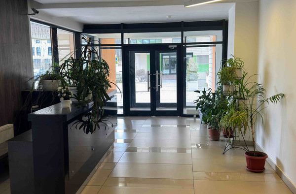 Продам трехкомнатную (3-комн.) квартиру, Загородная (Международный кв-л) ул, 1, Химки г