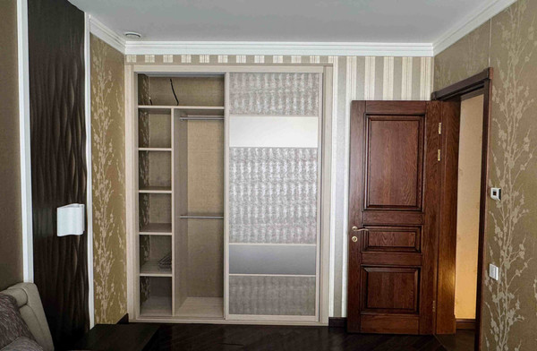 Продам трехкомнатную (3-комн.) квартиру, Загородная (Международный кв-л) ул, 1, Химки г
