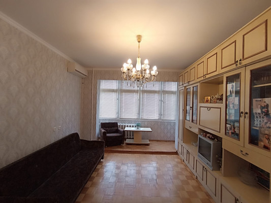 Продам многокомнатную квартиру, Гагарина ул, 20, Волгодонск г