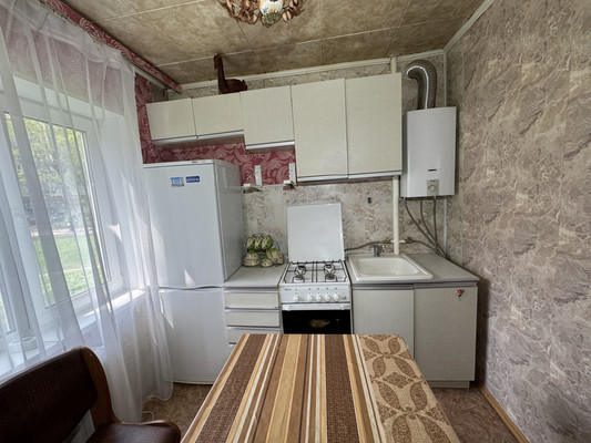 Продам двухкомнатную (2-комн.) квартиру, 2-й Станке Димитрова проезд, 9, Брянск г