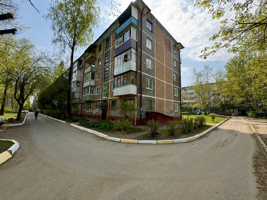 Продам двухкомнатную (2-комн.) квартиру, 2-й Станке Димитрова проезд, 9, Брянск г