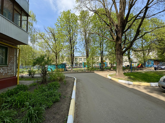 Продам двухкомнатную (2-комн.) квартиру, 2-й Станке Димитрова проезд, 9, Брянск г