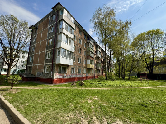 Продам двухкомнатную (2-комн.) квартиру, 2-й Станке Димитрова проезд, 9, Брянск г