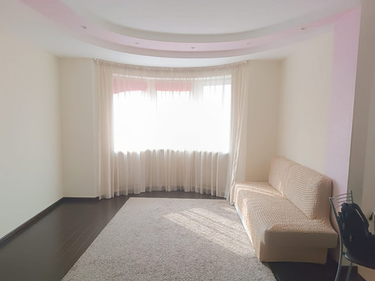 Продам двухкомнатную (2-комн.) квартиру, Подмосковный б-р, 5, Красногорск г