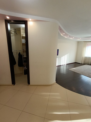 Продам двухкомнатную (2-комн.) квартиру, Подмосковный б-р, 5, Красногорск г