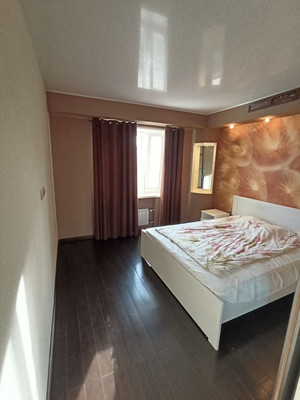 Продам двухкомнатную (2-комн.) квартиру, Подмосковный б-р, 5, Красногорск г