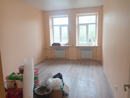 Продам двухкомнатную (2-комн.) квартиру, 10, Пижма д