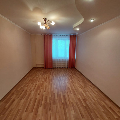 Продам трехкомнатную (3-комн.) квартиру, Маршала Кошевого ул, 14, Волгодонск г