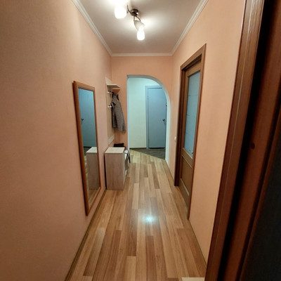 Продам трехкомнатную (3-комн.) квартиру, Маршала Кошевого ул, 14, Волгодонск г