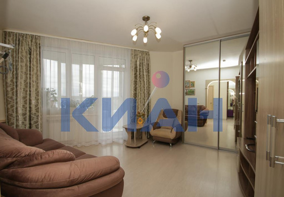 Продам однокомнатную (1-комн.) квартиру, Борисова ул, 34, Красноярск г