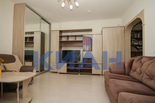 Продам однокомнатную (1-комн.) квартиру, Борисова ул, 34, Красноярск г