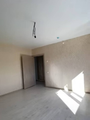 Продам трехкомнатную (3-комн.) квартиру, Аральская ул, 47, Красноярск г
