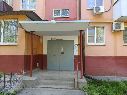 Продам двухкомнатную (2-комн.) квартиру, 2-я Краснодарская ул, 151к1, Ростов-на-Дону г