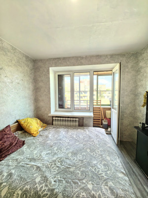 Продам трехкомнатную (3-комн.) квартиру, Юбилейная ул, 10, Щербинка г