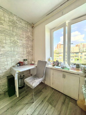 Продам трехкомнатную (3-комн.) квартиру, Юбилейная ул, 10, Щербинка г