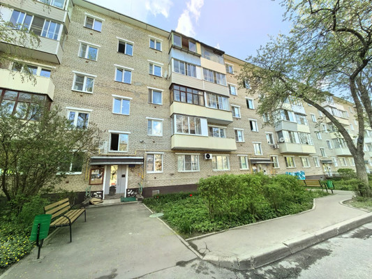 Продам трехкомнатную (3-комн.) квартиру, Юбилейная ул, 10, Щербинка г