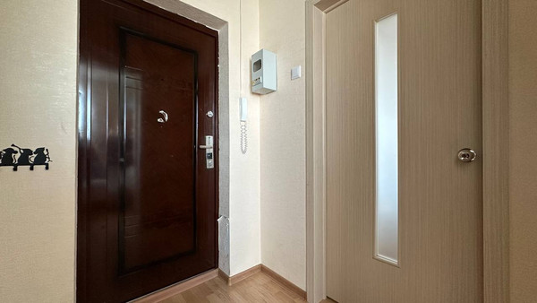 Продам однокомнатную (1-комн.) квартиру, Александра Шмакова ул, 14, Челябинск г