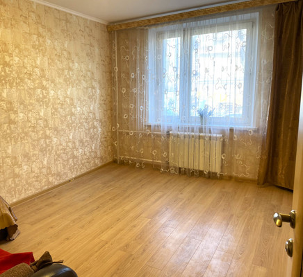 Продам трехкомнатную (3-комн.) квартиру, Токмаков пер, 13-15, Москва г