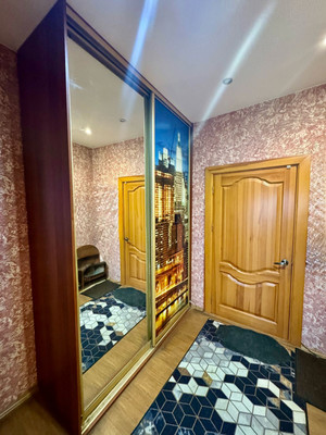 Продам двухкомнатную (2-комн.) квартиру, Жуковского ул, 2, Нижний Тагил г