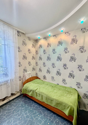 Продам двухкомнатную (2-комн.) квартиру, Жуковского ул, 2, Нижний Тагил г