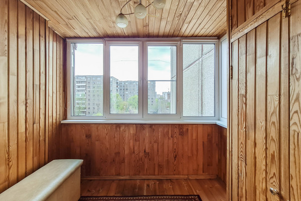 Продам трехкомнатную (3-комн.) квартиру, Ковшовой ул, 6, Челябинск г