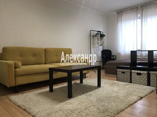 Продам однокомнатную (1-комн.) квартиру, Боровая ул, 16, Мурино п