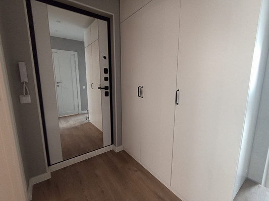 Продам двухкомнатную (2-комн.) квартиру, Шувалова ул, 32, Мурино п