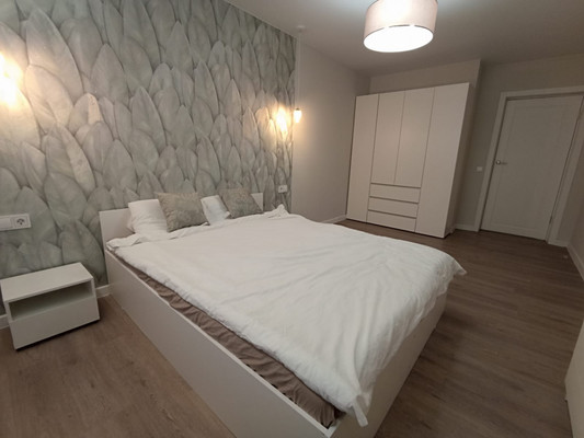 Продам двухкомнатную (2-комн.) квартиру, Шувалова ул, 32, Мурино п