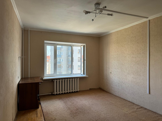 Продам двухкомнатную (2-комн.) квартиру, Чекистов пр-кт, 33к2, Краснодар г