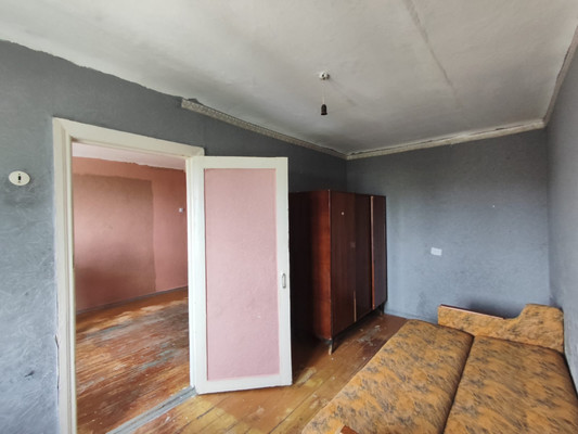 Продам трехкомнатную (3-комн.) квартиру, Вокзальная ул, 21, Апшеронск г