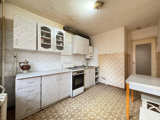 Продам двухкомнатную (2-комн.) квартиру, Самотечная ул, 33кА, Нальчик г