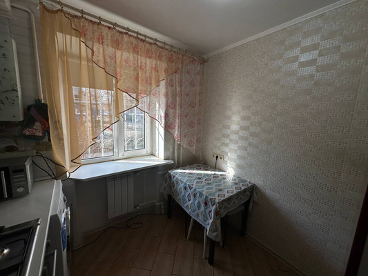 Продам двухкомнатную (2-комн.) квартиру, им. Вишняковой ул, 69, Краснодар г