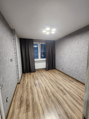 Продам однокомнатную (1-комн.) квартиру, им. Героя Ростовского ул, 8к4, Краснодар г