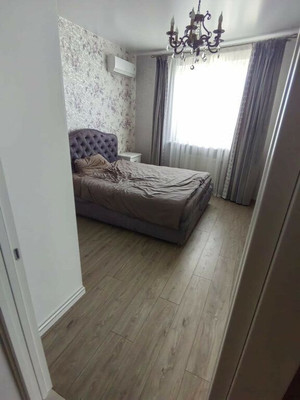 Продам многокомнатную квартиру, им. Александра Покрышкина ул, 2/2, Краснодар г