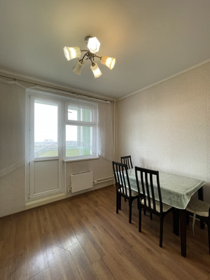 Продам двухкомнатную (2-комн.) квартиру, Новое ш, 7к2, Дрожжино рп