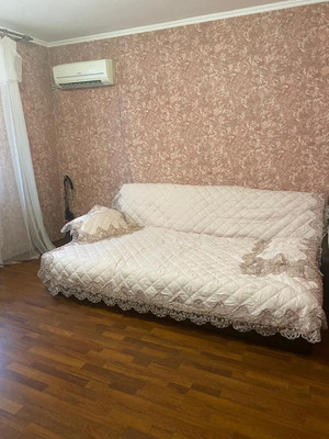 Продам однокомнатную (1-комн.) квартиру, им. Ломоносова ул, 14/1, Краснодар г