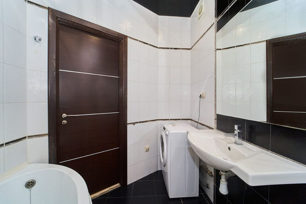 Продам двухкомнатную (2-комн.) квартиру, Длинная ул, 192, Краснодар г