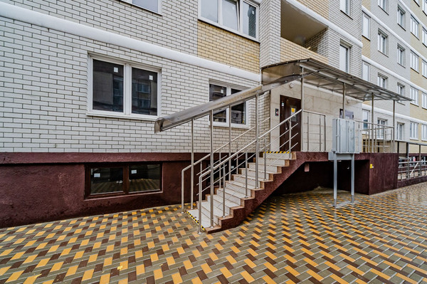 Продам однокомнатную (1-комн.) квартиру, Заполярная ул, 39к10, Краснодар г