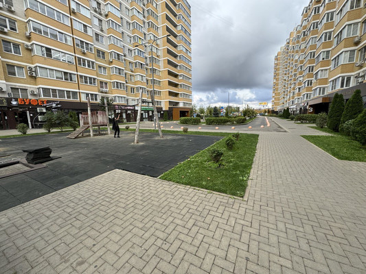 Продам однокомнатную (1-комн.) квартиру, Красных Партизан ул, 1/4к4, Краснодар г