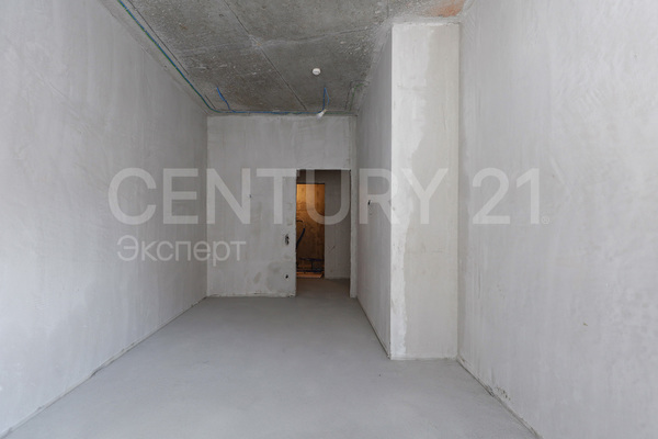 Продам трехкомнатную (3-комн.) квартиру, Октябрьская ул, 12 , Калининград г