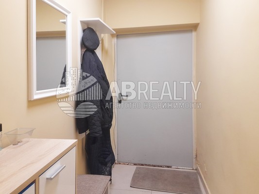 Продам коммерческое помещение 35,2 м2, Островитянова ул, 6, Москва г
