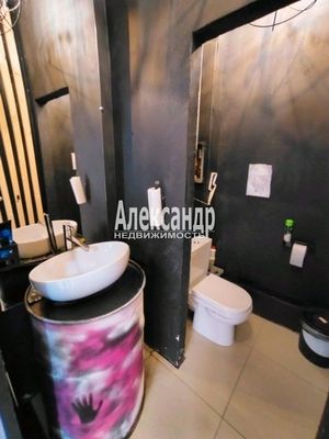 Продам коммерческое помещение 147,6 м2, Петровский б-р, 7, Мурино п
