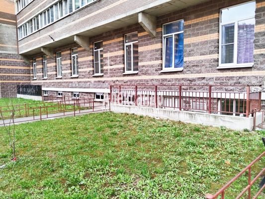 Продам коммерческое помещение 147,6 м2, Петровский б-р, 7, Мурино п